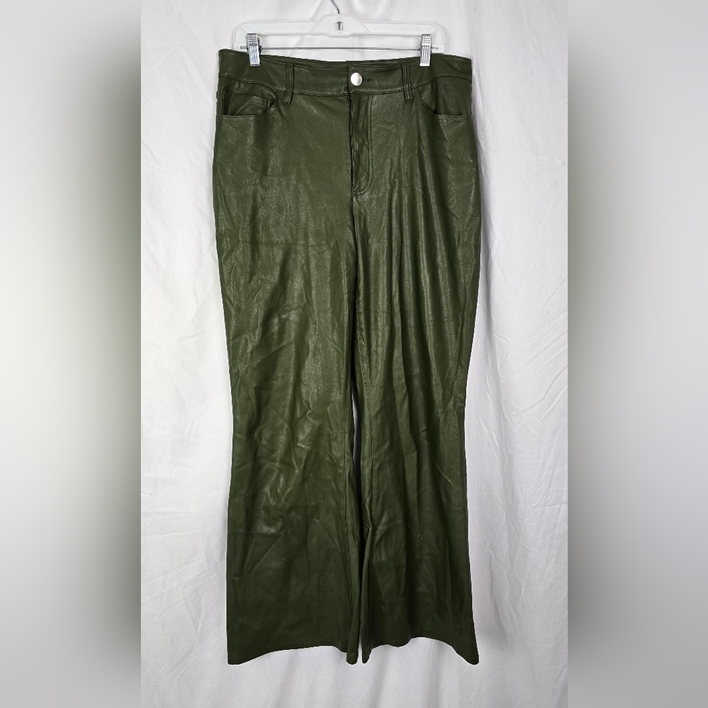 INC International Concepts Green Faux Leather Flare Pants Women's sz 14